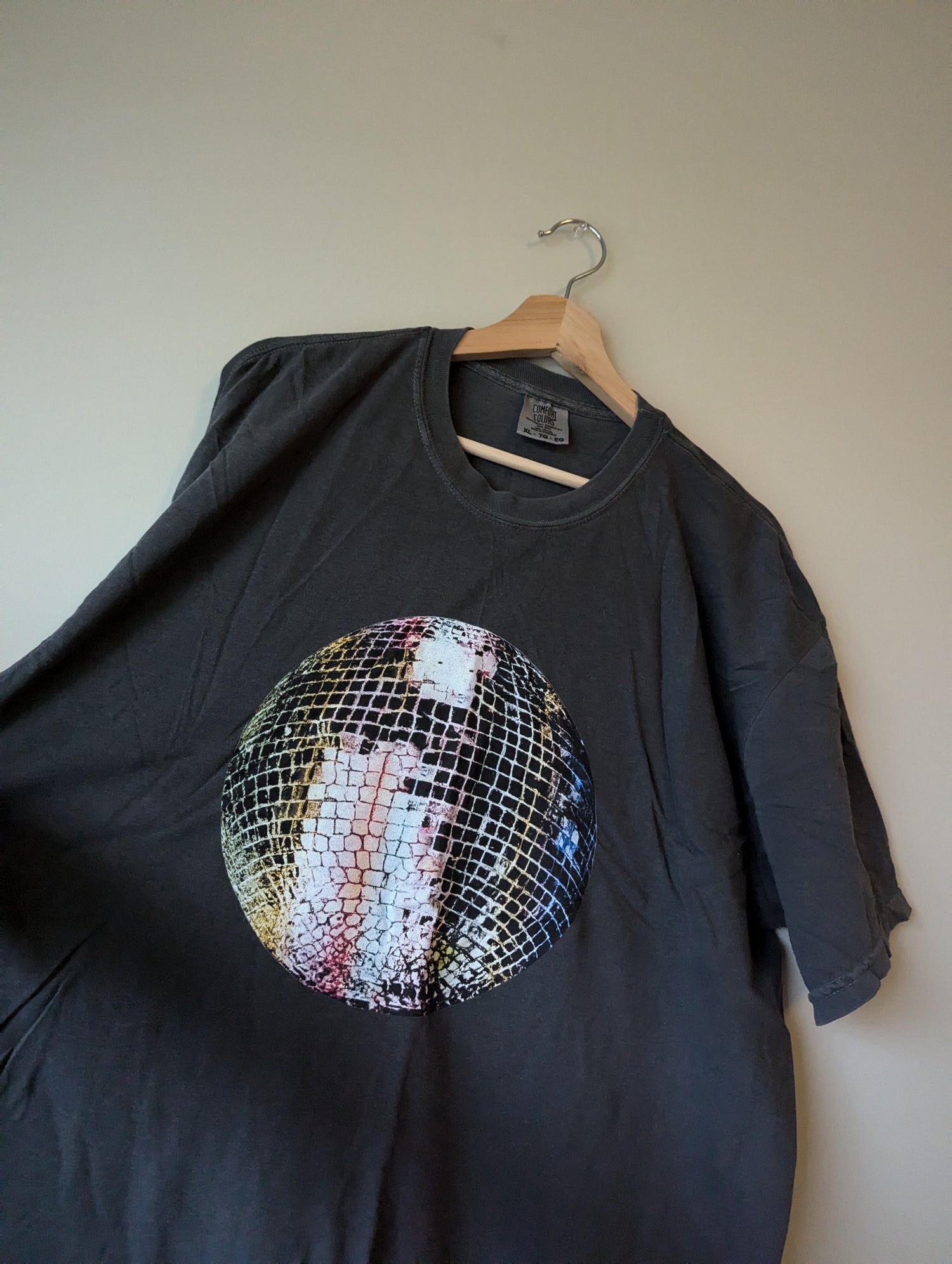 (XL) vintage mirrorball tee *sample sale*