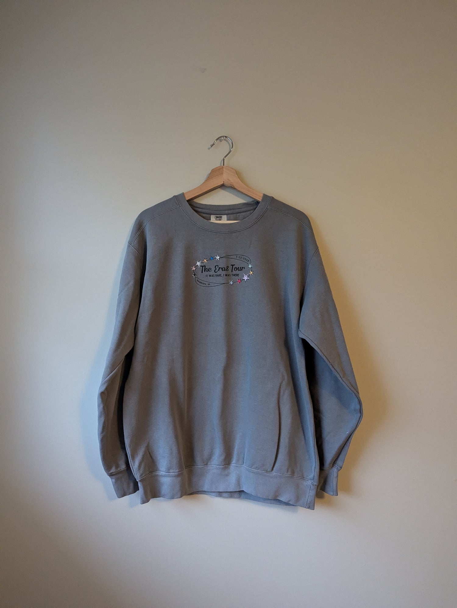 (M) hamburg night 1 crewneck *sample sale*