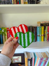 striped heart mug rug