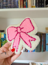 bratty bow mug rug