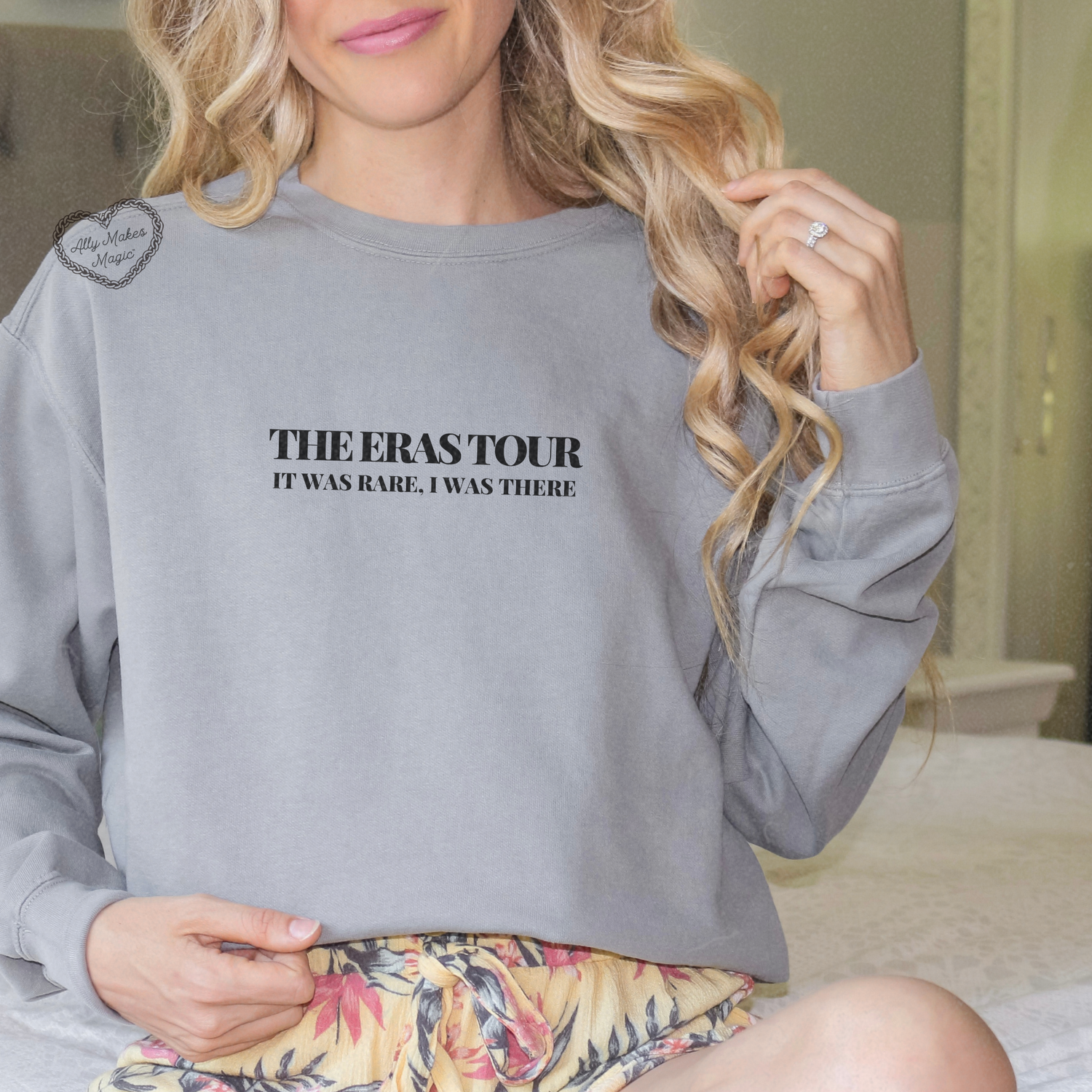 singapore night 4 pullover | comfort colors *custom*