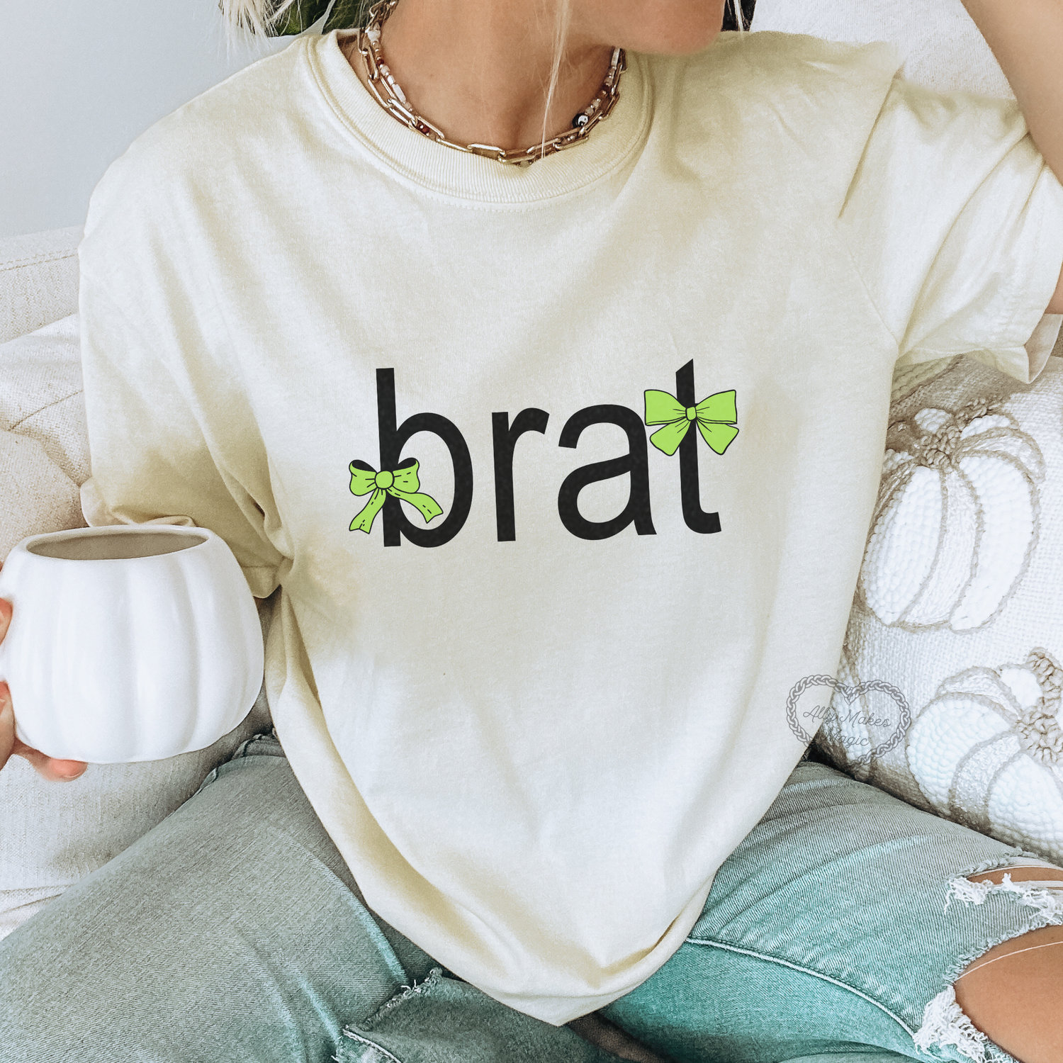 bow brat tee