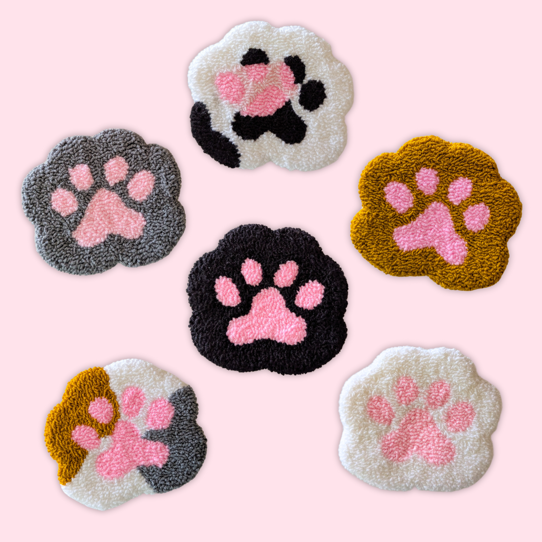 toe beans mug rug