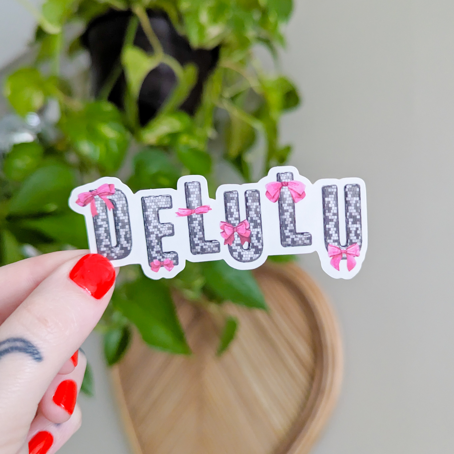 delulu *clear* sticker (pink)