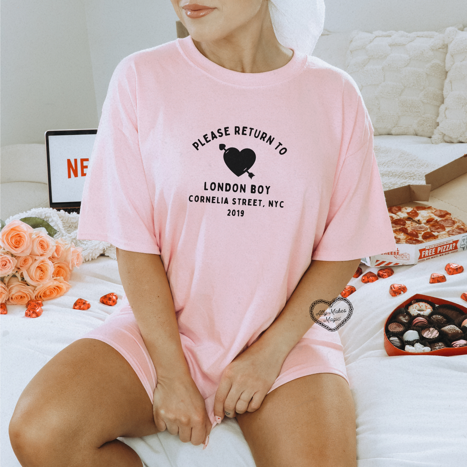 return to taylor: lover tee