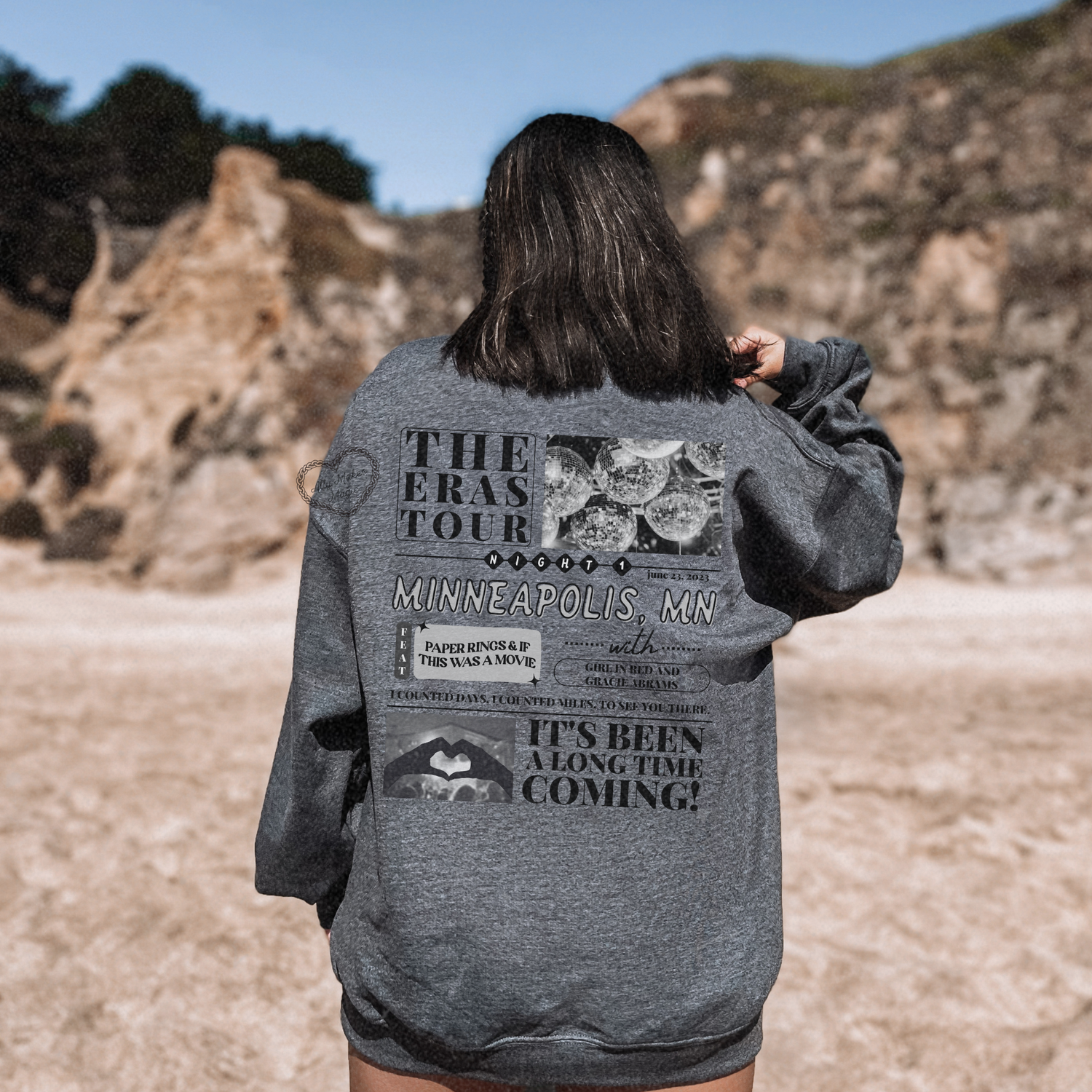 minneapolis night 1 sweater | gildan *custom*